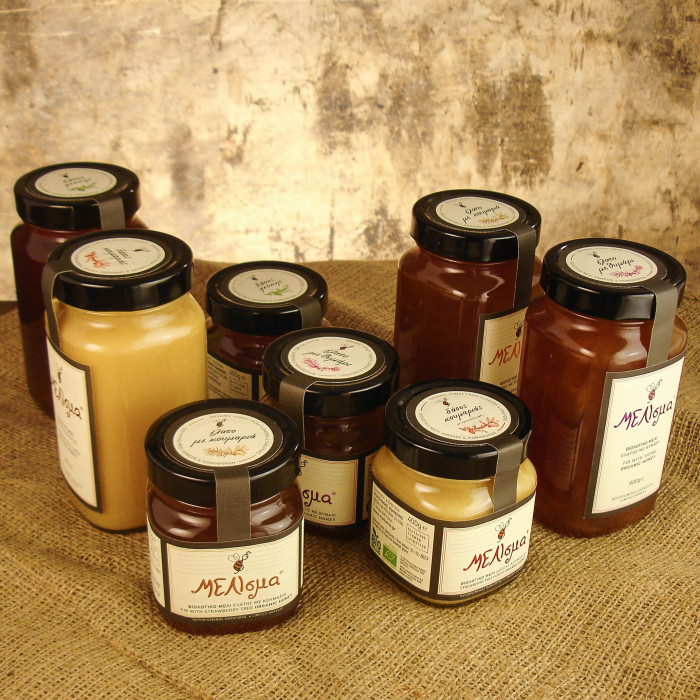Τέσσερα είδη βιολογικό μέλι ΜΕΛΙσμα σε μικρά και μεγάλα βάζα